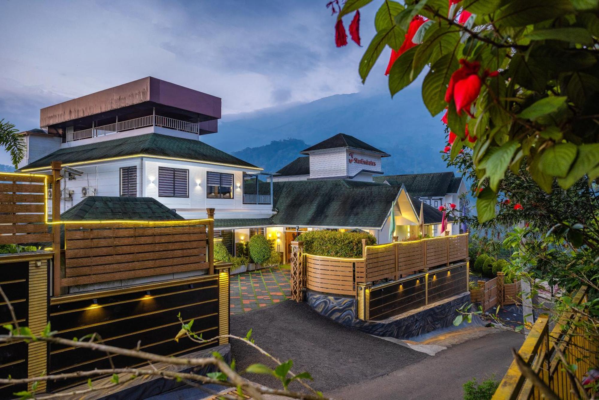 Star Emirates Luxury Resort And Spa, Munnar Anachal Extérieur photo